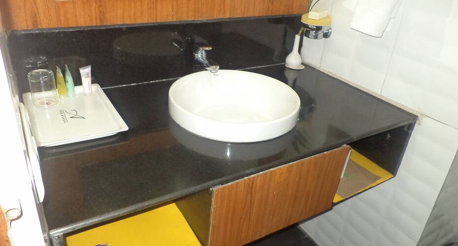 Hotel Artee, Guwahati 5